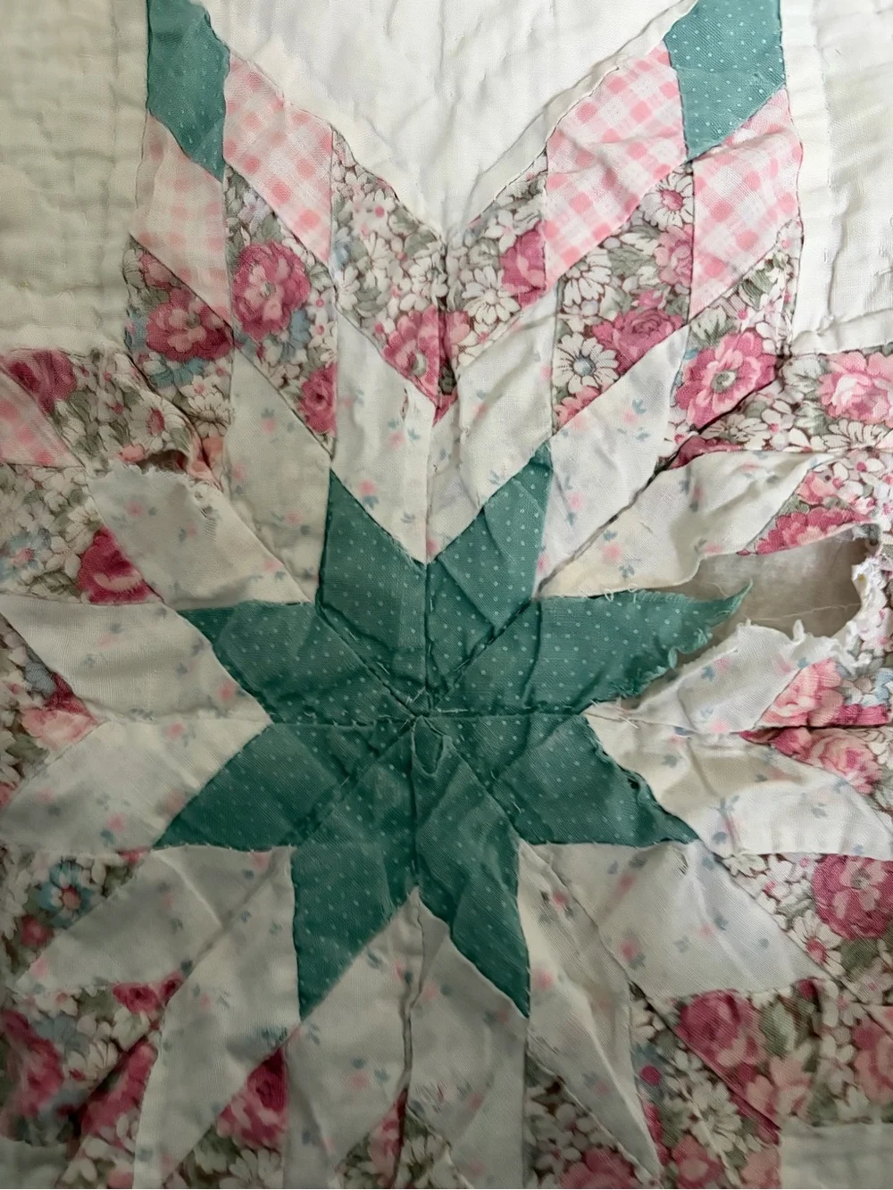 Handmade Floral Star Patchwork Quilt in Pink and light green